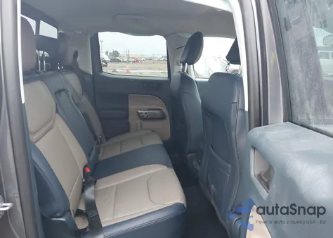 2025 Ford Maverick Lariat z USA, uszkodzony, nr VIN 3FTTW8S39SRB64450